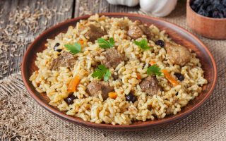 arroz con carne de cerdo