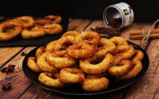 buñuelos de yuca cubanos